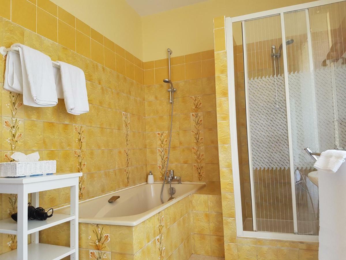 לינה וארוחת בוקר Truyes Manoir De Chaix מראה חיצוני תמונה